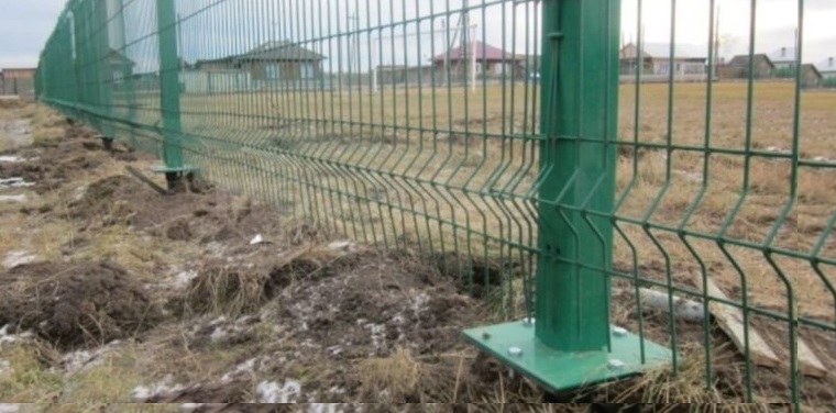 Купить сваи для ограждения от производителя в Климовске от 1391 руб: низкая цена, быстрая установка
